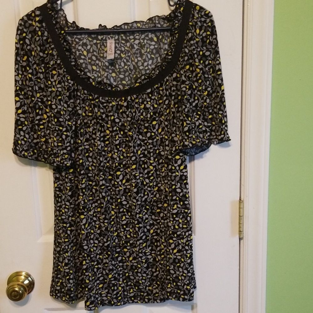 Flowy top